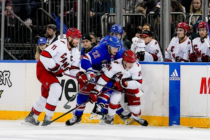 Les Hurricanes de la Caroline remportent quatre victoires consécutives pour la première fois cette saison